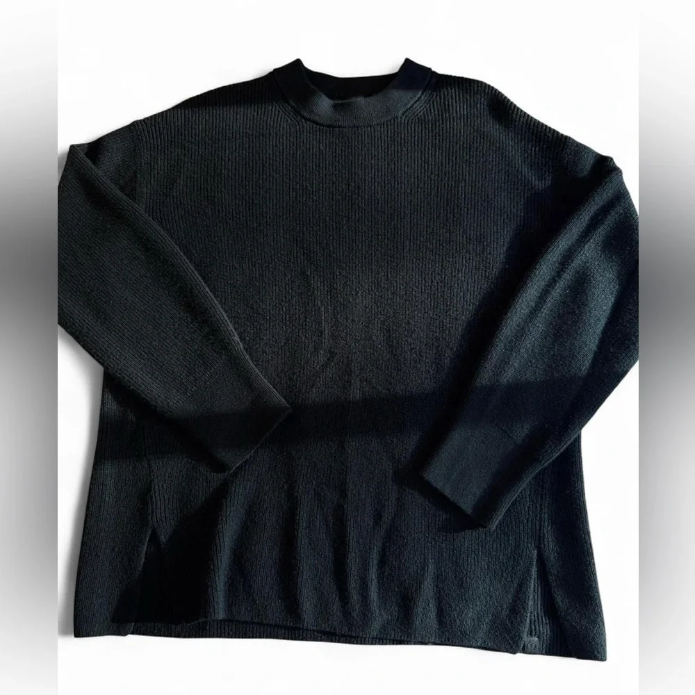 Lululemon Merino Wool Blend Ribbed Crewneck Sweater Black 10